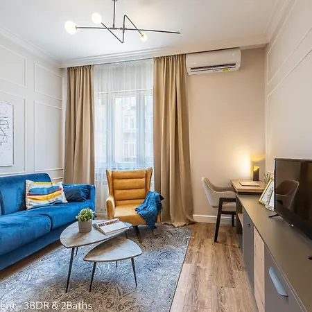 Luxury & Unique - Center Apt. - 3bdr & 2 Baths Apartamento *