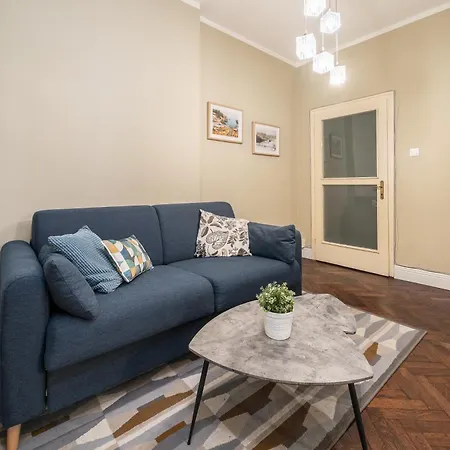 Center 2 Aptartments - Gurko Str Apartamento *