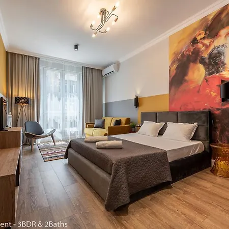 アパート Luxury & Unique - Center Apt. - 3bdr & 2 Baths ソフィア