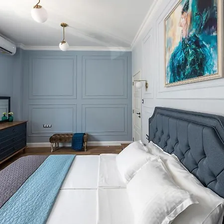 Luxury & Unique - Center Apt. - 3bdr & 2 Baths アパート *