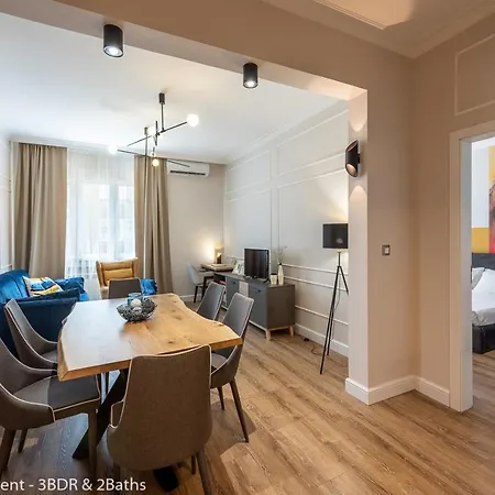 Luxury & Unique - Center Apt. - 3bdr & 2 Baths アパート ソフィア