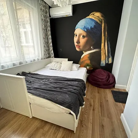 Center 2 Aptartments - Gurko Str *